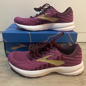 Brooks Launch 6 Running Sneakers//Plum and Gold//NEW